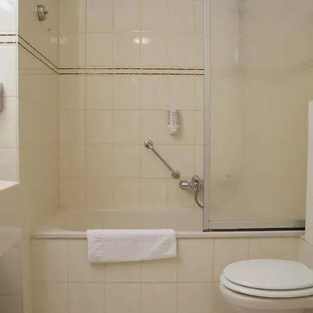 Отель Fletcher Bosrijk 4*